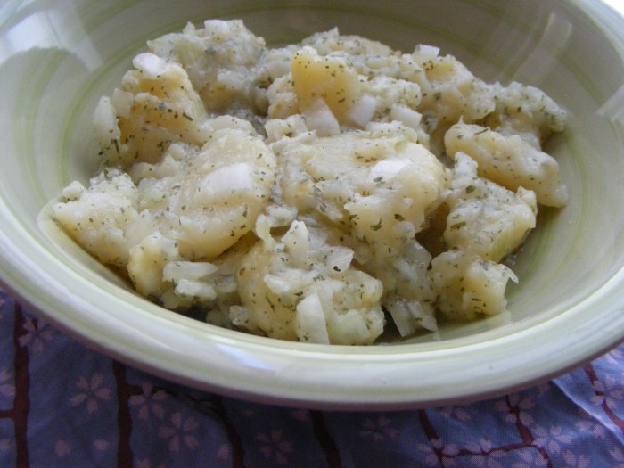 Salade de pommes de terre alsacienne